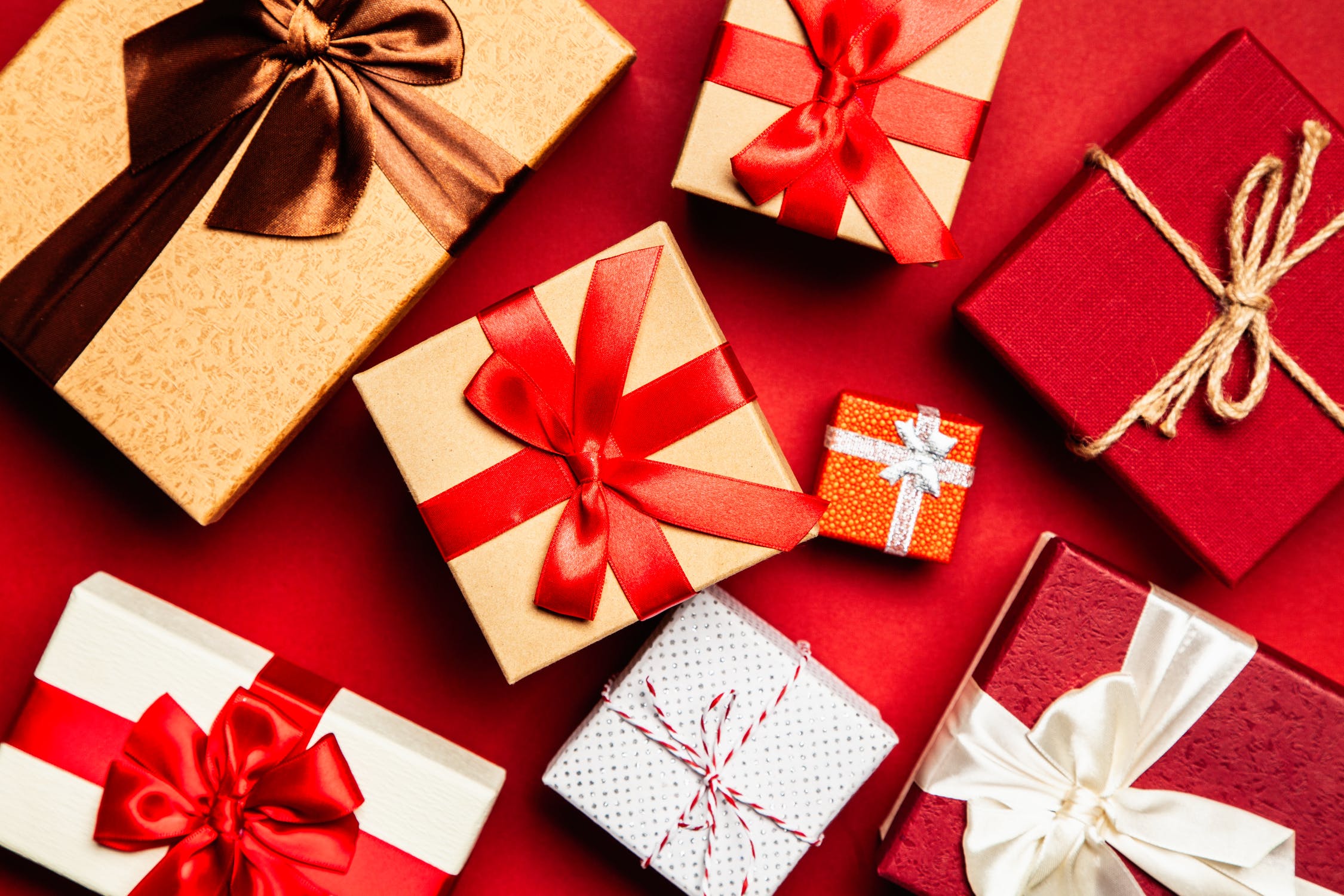 5 Ways to make this holiday season special without direct contact